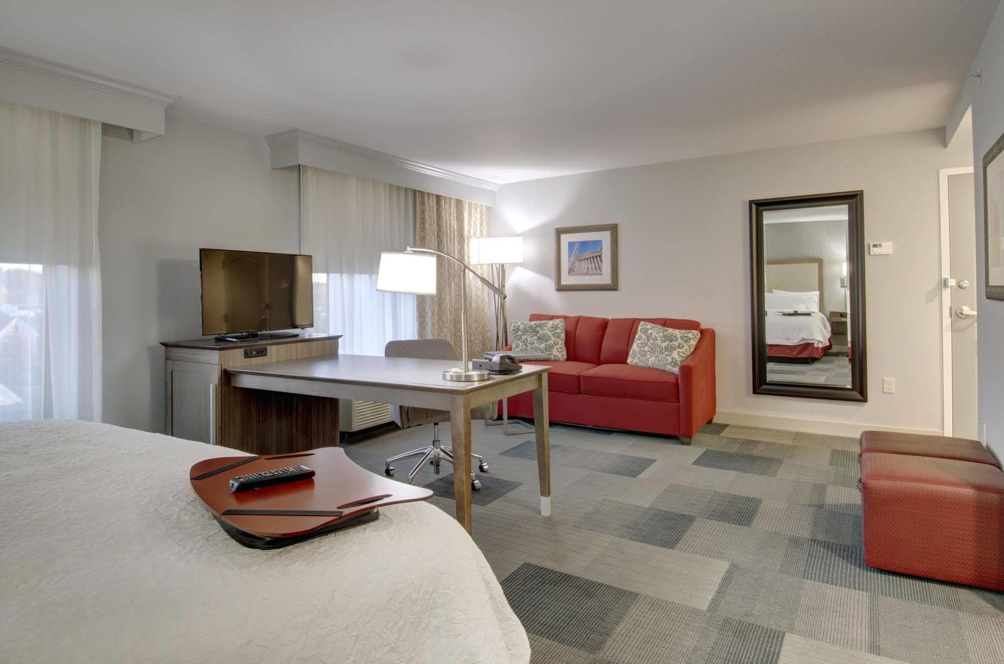 Hotel Hampton & Downtown